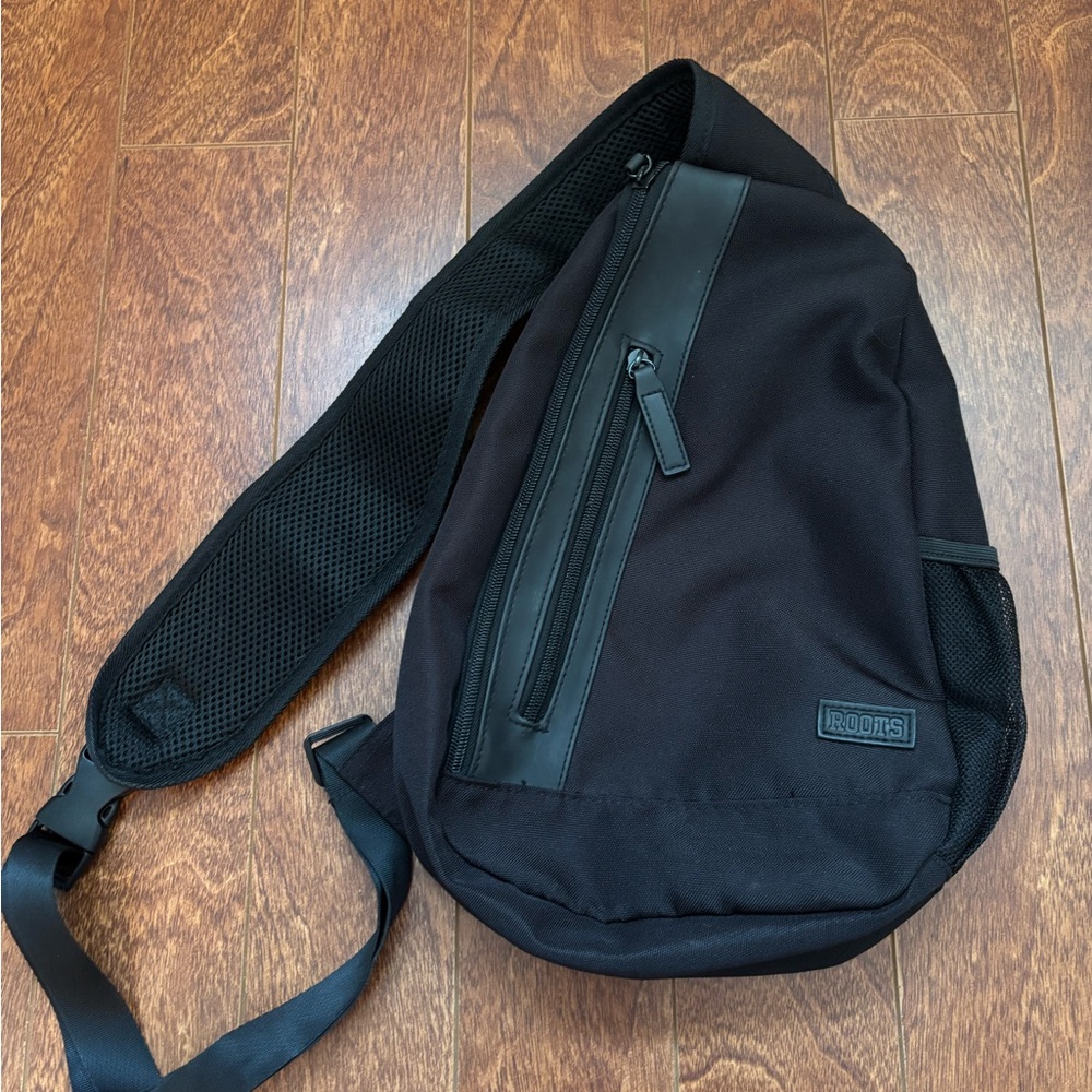 Roots Black Sling Bag